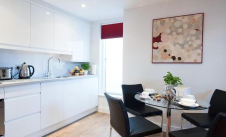 Your Space Apartments - Jubilee House - Housity