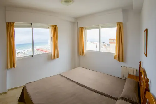 Apartamentos Turisticos Biarritz - Bloque I Hotels in Oliva