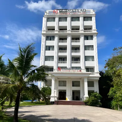 Homestead Seaview Phu Quoc Hotel Các khách sạn gần Bãi biển Phú Quốc
