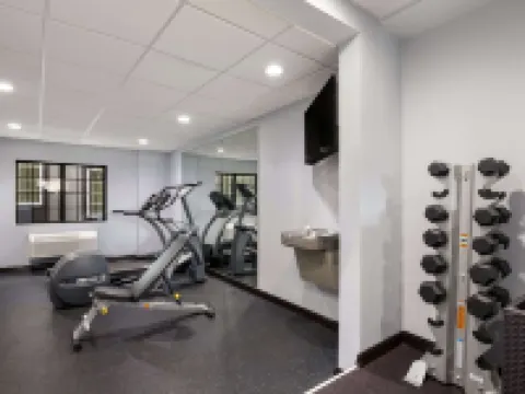 44號州際公路品質套房酒店 塔爾薩酒店