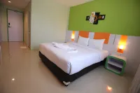 Hannah Hotel Syariah Hotels in Salido