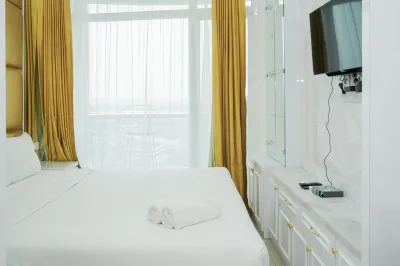 Comfort and Modern Studio at Tree Park Cikokol Apartment