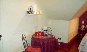 Baker St. Harbour Waterfront Bed and Breakfast - Housity