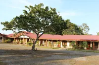 Hotel SueñoReal RioCeleste فنادق في Katira