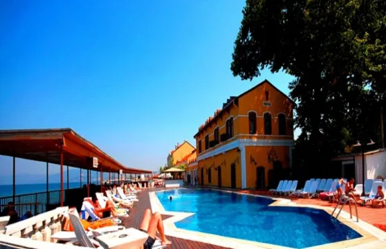 穆達尼亞蒙塔尼亞酒店