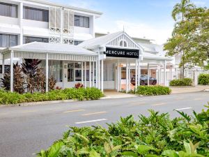 Mercure Cairns