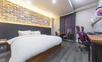 Changwon Sangnam-Dong Hotel the Way