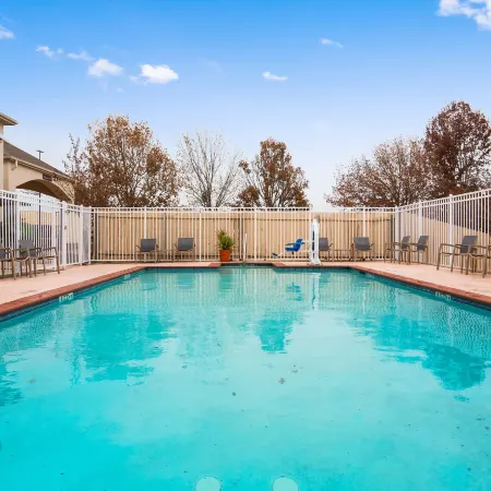Best Western Plus DeRidder Inn Suites