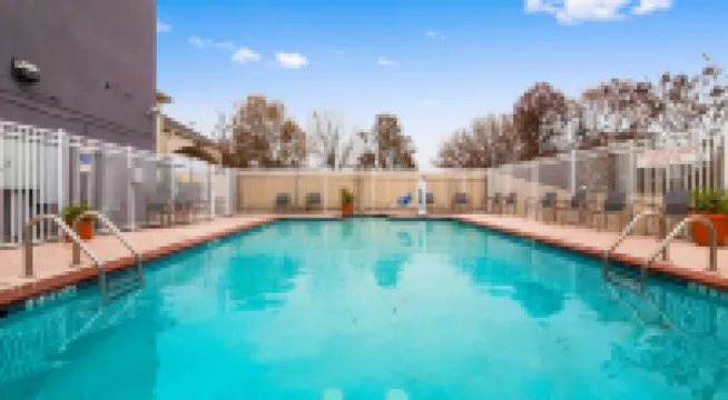 Best Western Plus DeRidder Inn  Suites