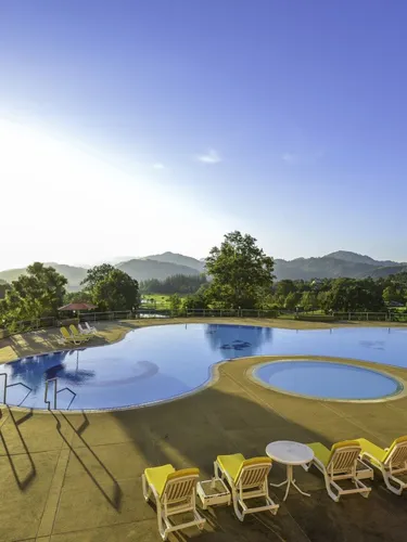 รูปภาพของเซอร์เจมส์ รีสอร์ท