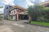 RedDoorz Near Samarinda Square