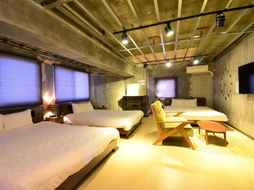 Alphabed Okayama Momotaro-Dori - Apartments
