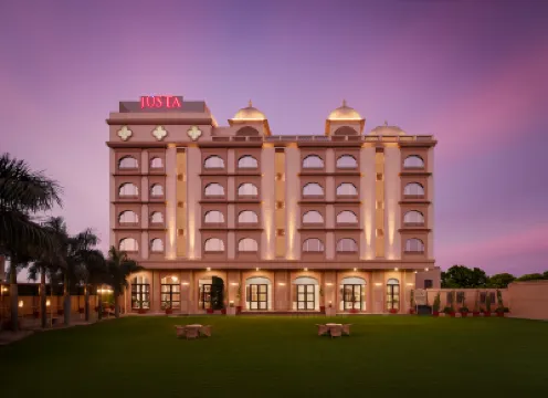 Justa Ssatva Resort, Udaipur Hotels near Sas-Bahu Temple