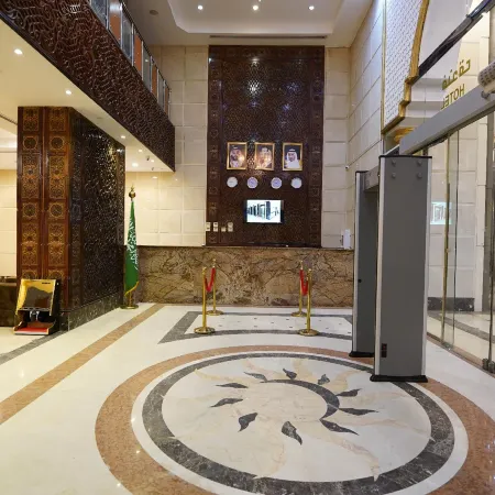 Al Kiram Hotel Al Azizia Отели рядом с достопримечательностью «Долина Мина»