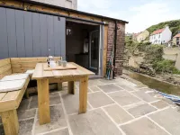 Old Joiners Shop Hotels in Staithes