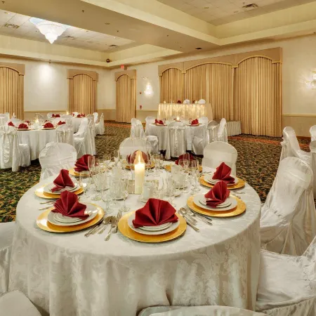 Holiday Inn Express & Suites EASTON by IHG