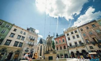 Rynok Square – the Very Center of Lviv Apartment