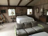 Pine Mountain Club Chalets Resort Hotels near Pine Mountain, Georgia