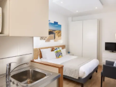 Hotel Résidence Paris Asnières アニエール・シュル・セーヌのホテル