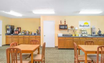 Days Inn by Wyndham Deming