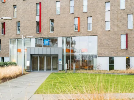 Ibis Budget Brugge Centrum Station Отели в г. Брюгге