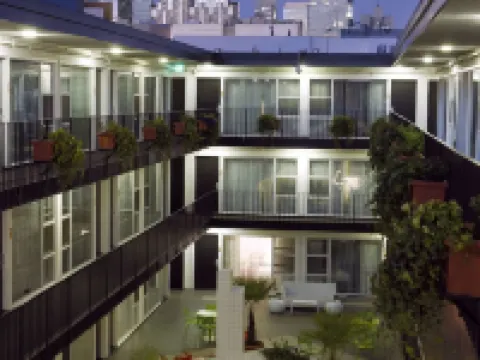 SoMa House Hotels in der Nähe von Airbnb office