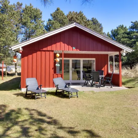"Aulikki" - 900m from the Sea
