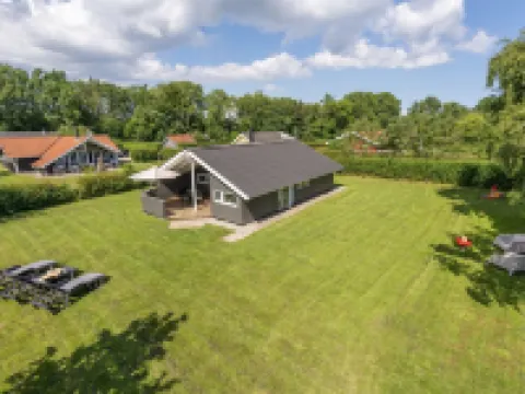 "Niska" - 300m from the Sea