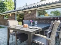 "Elinbjörn" - 1km from the Sea