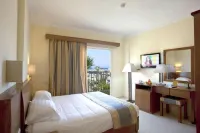 منتجع إمباير بيتش ريزورت