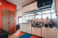 SLOW HOUSE (Mixed dormitory)
