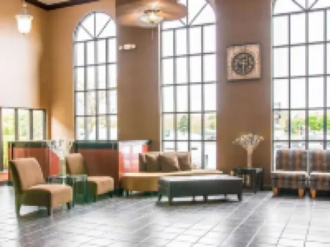 Baymont by Wyndham Flint Airport North Hotels in Flint