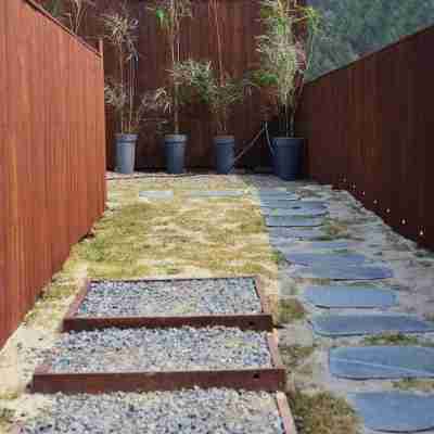 Chungju Psyche Pool Villa Hotel Exterior