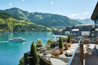 Grand Hotel Zell am See - Mountain view
