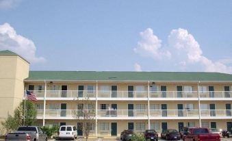 InTown Suites Extended Stay Hattiesburg