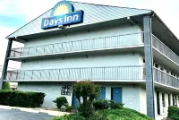 Days Inn by Wyndham Charlotte Northlake Hotels in Charlotte