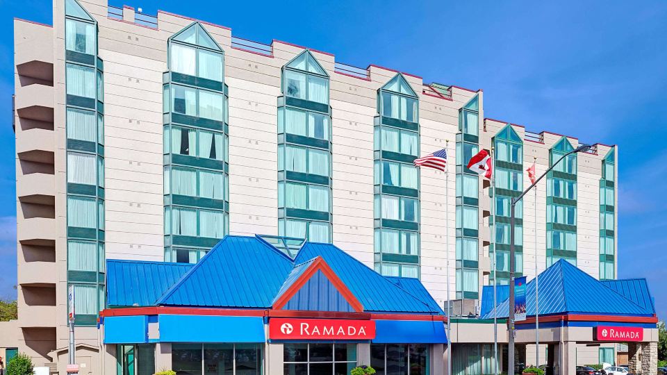 Ramada by Wyndham Niagara Falls/Fallsview