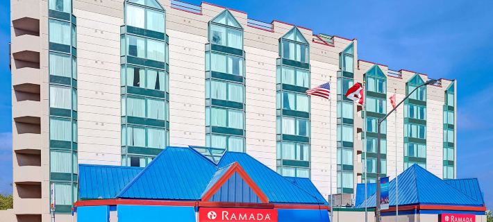 Ramada by Wyndham Niagara Falls/Fallsview Hotels in Niagara Falls