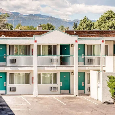 Econo Lodge Downtown Отели рядом с достопримечательностью «Парк Монумент Вэлли»