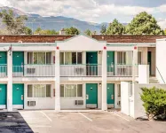 Econo Lodge Downtown Hotels in Colorado Springs