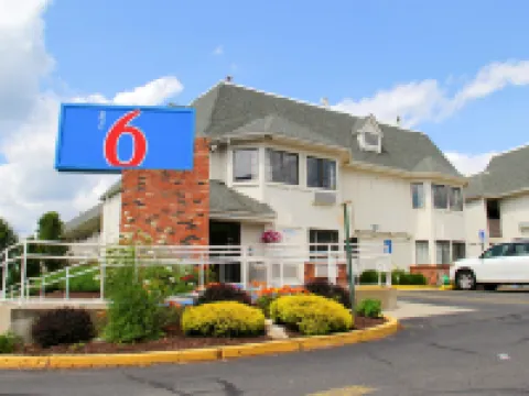 Motel 6 Enfield, CT - Hartford Hotels in Enfield