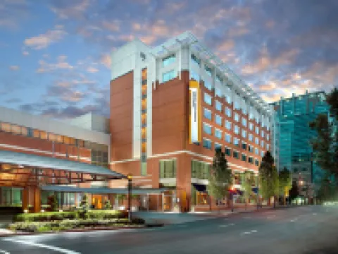 ジョージア テック ホテル アンド カンファレンス センター アトランタのホテル