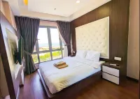 Lovina 909 Harbour Bay Residence