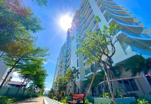 Aria Resort의 넓은 객실 내부