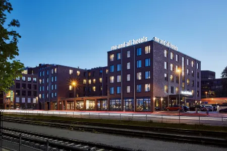 Me and All Hotel Kiel, by Hyatt Отели рядом с достопримечательностью «Кильский университет»