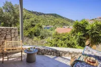 Chromata Assos Villas Kefalonia Hotels near Dafnoudi Beach