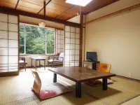 Yukaikan Hanayashiki Отели в г. 
