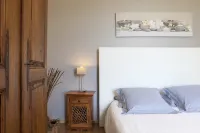 Suite Luna: Design & Romance