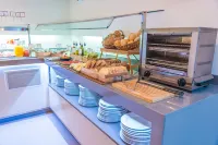 阿羅三特拉斯飯店 - 早餐