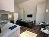 Oranhill Lodge Guesthouse Hotels in Lakeview